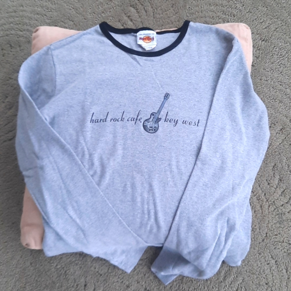Hard Rock Cafe long sleeve tshirt